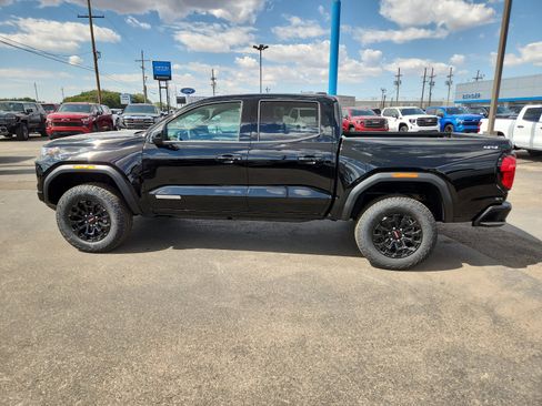 New 2026 GMC Canyon Elevation w/ Convenience Package image 2