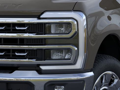 New 2026 Ford F250 4x4 Crew Cab Super Duty image 18