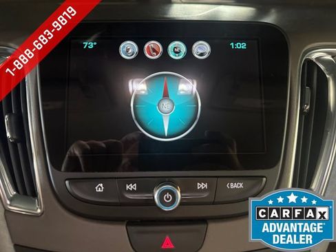 Used 2018 Chevrolet Malibu LT FWD image 13