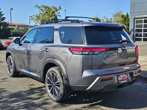 New 2026 Nissan Pathfinder Platinum w/ Cargo Package AWD/4WD image 7