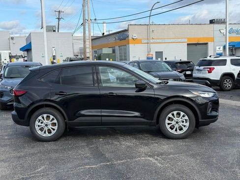 New 2026 Ford Escape Active image 2