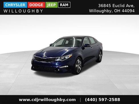 Used 2019 Kia Optima S w/ S Panoramic Sunroof Package FWD image 1