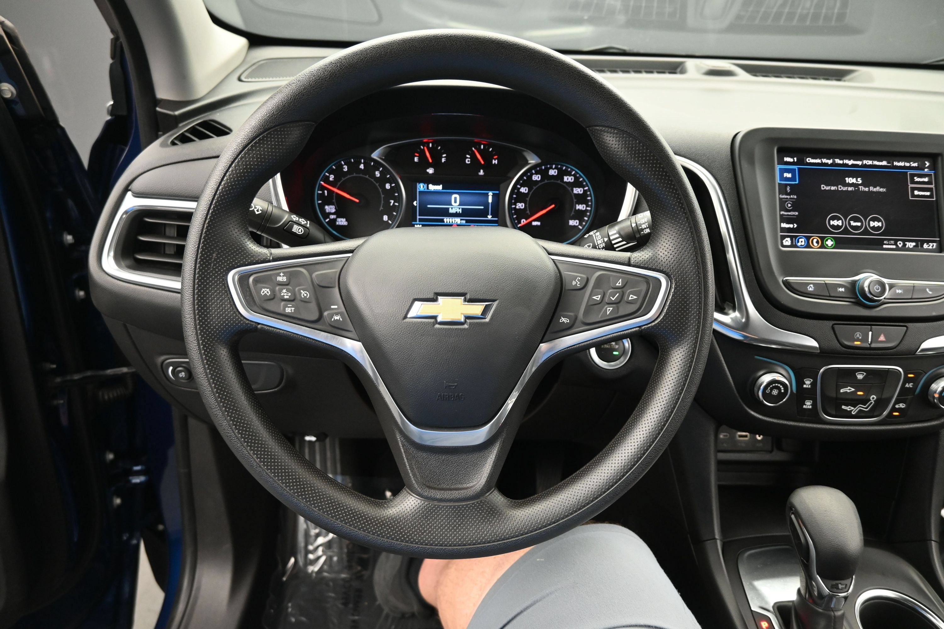 Used 2023 Chevrolet Equinox LT FWD image 19