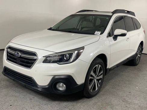 Used 2018 Subaru Outback 2.5i Limited AWD/4WD image 7