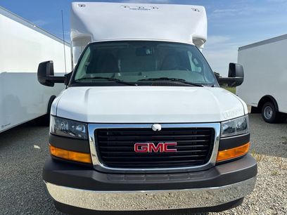 New 2026 GMC Savana 3500 Extended w/ Power Convenience Package