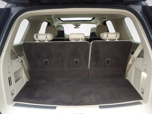 Used 2018 Lincoln Navigator Reserve w/ Technology Package image 39