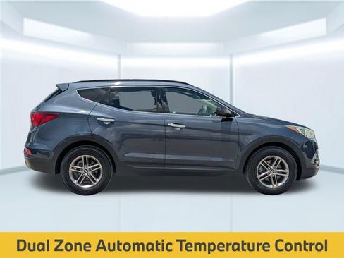 Used 2017 Hyundai Santa Fe Sport FWD image 8