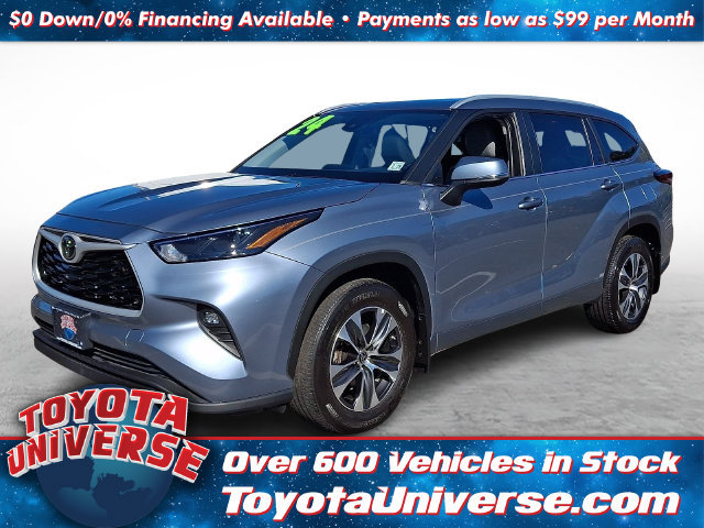 Used 2024 Toyota Highlander XLE AWD/4WD image 1