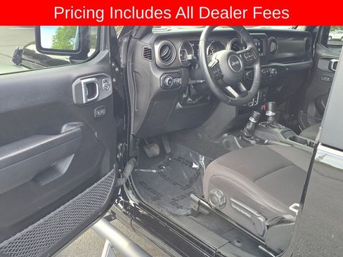 Used 2022 Jeep Wrangler Sport AWD/4WD image 10