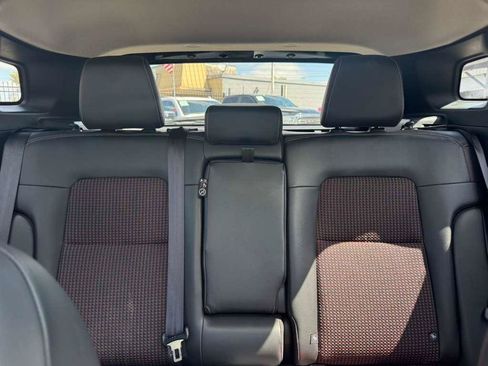 Used 2025 Nissan Kicks SR w/ SR Premium Package FWD image 14