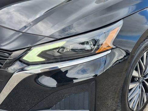 Used 2024 Nissan Altima 2.5 SV image 6