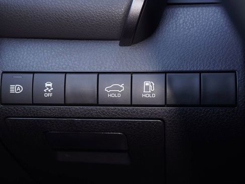 Certified 2023 Toyota Camry SE FWD image 14