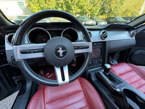 Used 2006 Ford Mustang GT image 11