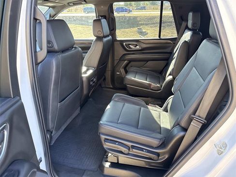 Used 2021 Chevrolet Tahoe Z71 w/ Luxury Package image 19