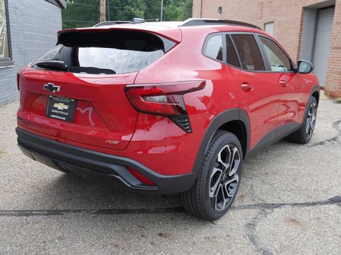 New 2026 Chevrolet Trax RS w/ Driver Confidence Package FWD image 4