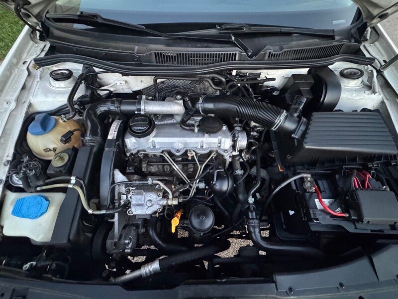 Used 2003 Volkswagen Jetta GLS FWD image 25