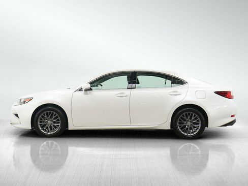 Used 2018 Lexus ES 350 w/ Premier Package FWD image 2