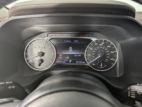 Used 2022 Nissan Rogue S AWD/4WD image 13