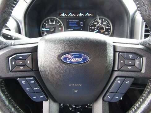 Used 2016 Ford F150 XLT w/ Equipment Group 302A Luxury image 14