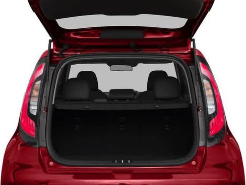 Used 2018 Kia Soul ! FWD image 15
