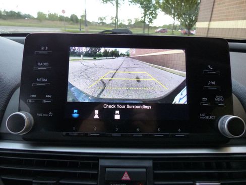 Used 2020 Honda Accord LX image 31