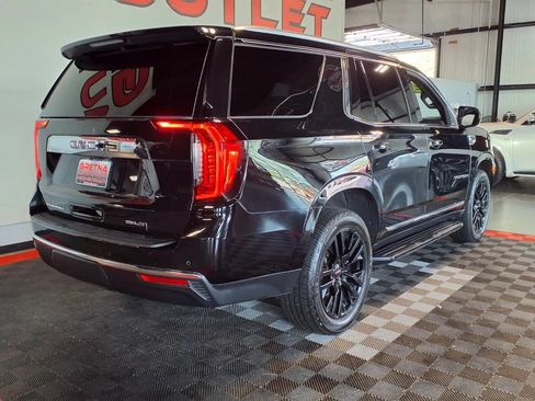 Used 2023 GMC Yukon SLT AWD/4WD image 7