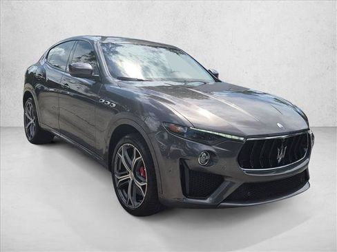 Used 2019 Maserati Levante GTS AWD/4WD image 3