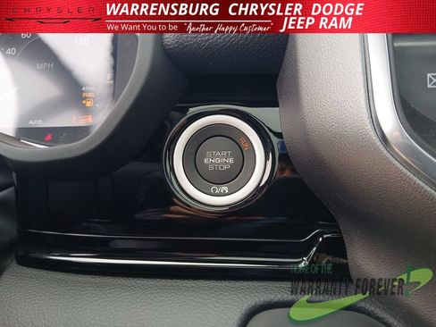 New 2026 RAM 1500 Laramie AWD/4WD image 29