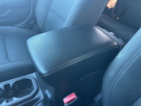 Used 2022 Jeep Wrangler Unlimited Sport image 14