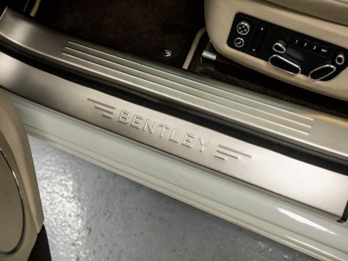 Used 2015 Bentley Flying Spur V8 AWD/4WD image 42