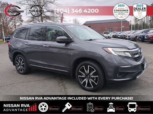 Used 2022 Honda Pilot Touring image 3