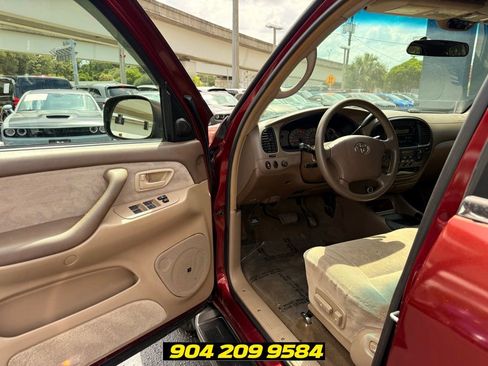 Used 2004 Toyota Sequoia SR5 RWD image 18