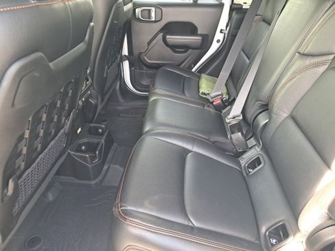 Used 2022 Jeep Gladiator Mojave w/ Trailer Tow Package image 11