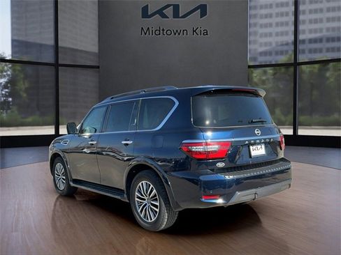 Used 2023 Nissan Armada SL w/ Captain's Chairs Package image 5