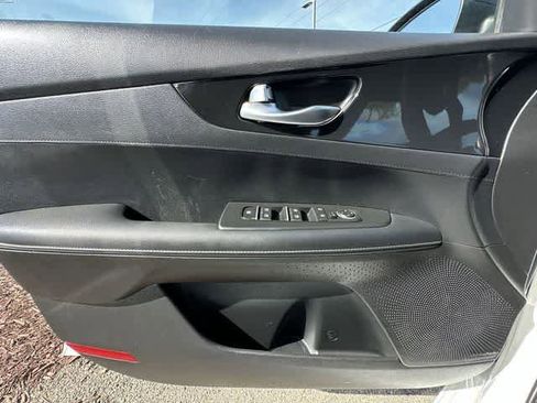 Used 2024 Kia Forte GT-Line w/ GT-Line Premium Package FWD image 20