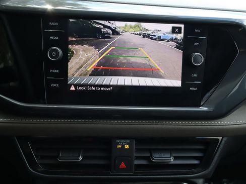 Certified 2023 Volkswagen Taos SEL AWD/4WD image 20