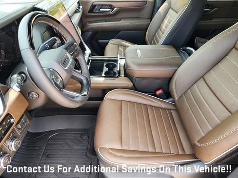 New 2026 GMC Yukon Denali Ultimate AWD/4WD image 9