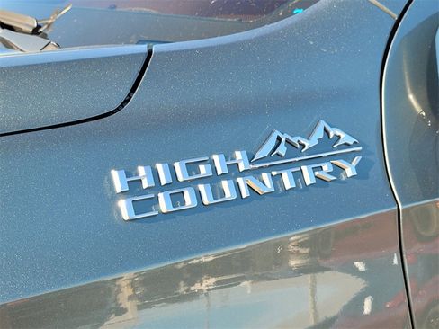 Certified 2024 Chevrolet Suburban High Country image 14