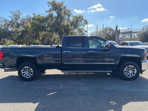 Used 2019 Chevrolet Silverado 3500 LTZ w/ Duramax Plus Package image 4
