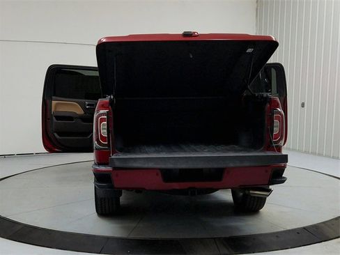 Used 2018 GMC Sierra 1500 Denali w/ Denali Ultimate Package image 14