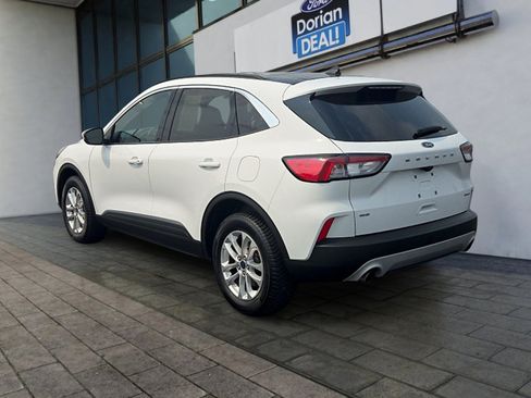 Used 2021 Ford Escape SE w/ Cold Weather Package AWD/4WD image 5