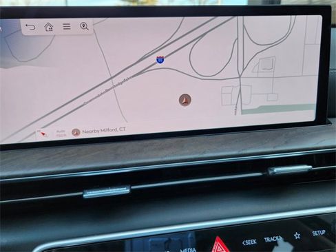 Used 2025 Genesis GV80 3.5T Prestige image 12