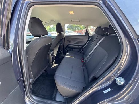 Used 2025 Hyundai Kona SEL FWD image 10
