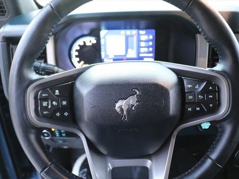 Used 2024 Ford Bronco Outer Banks image 25