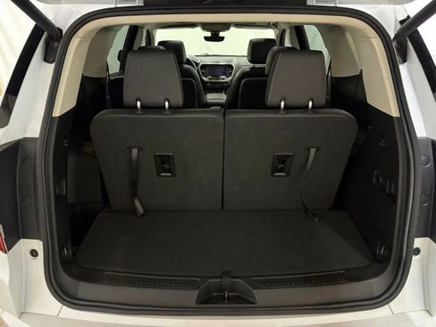 Used 2023 GMC Acadia Denali w/ Denali Ultimate Package AWD/4WD image 12