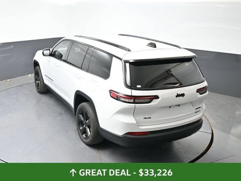 Used 2023 Jeep Grand Cherokee L Limited w/ Luxury Tech Group II AWD/4WD image 22