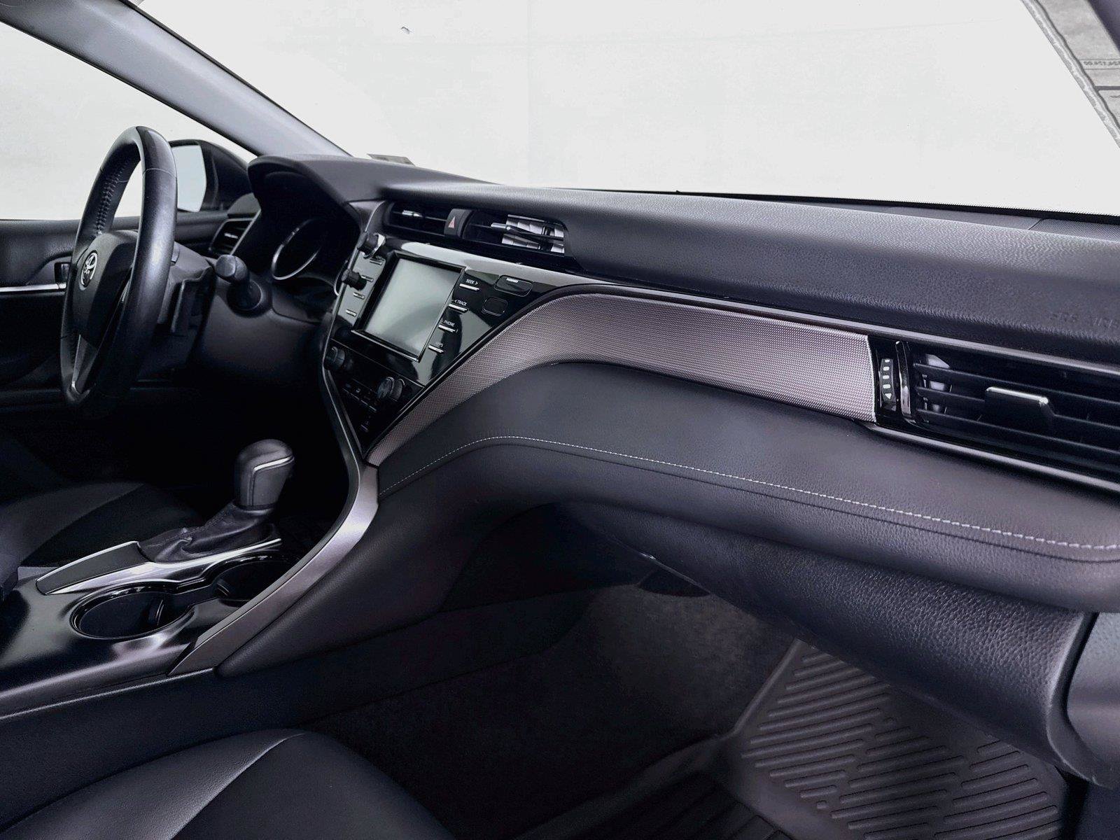 Used 2019 Toyota Camry SE w/ Convenience Package FWD image 38