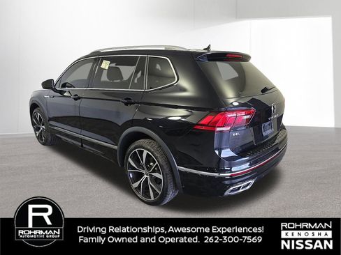 Used 2023 Volkswagen Tiguan SEL R-Line AWD/4WD image 6