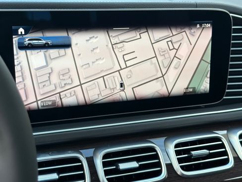 New 2026 Mercedes-Benz GLS 450 4MATIC image 19