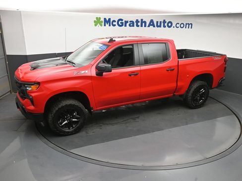 Used 2025 Chevrolet Silverado 1500 Custom Trail Boss AWD/4WD image 22